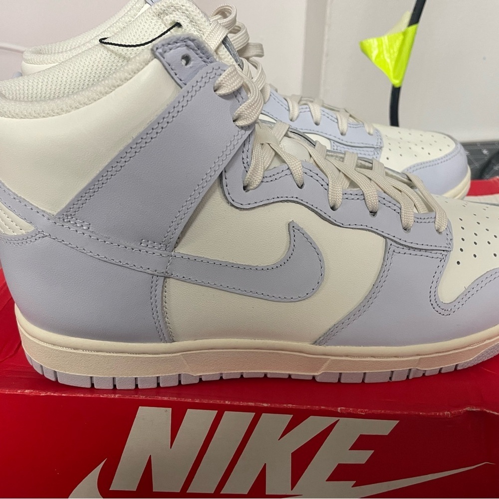 Nike Dunk High in Soft Gray and Off-White - Picture 3 of 8